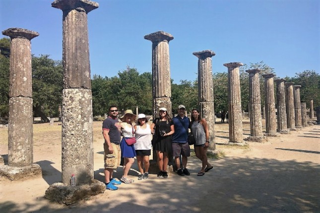 Best Olympia group tours