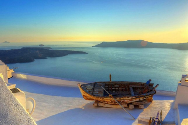 Santorini - picture perfect Oia